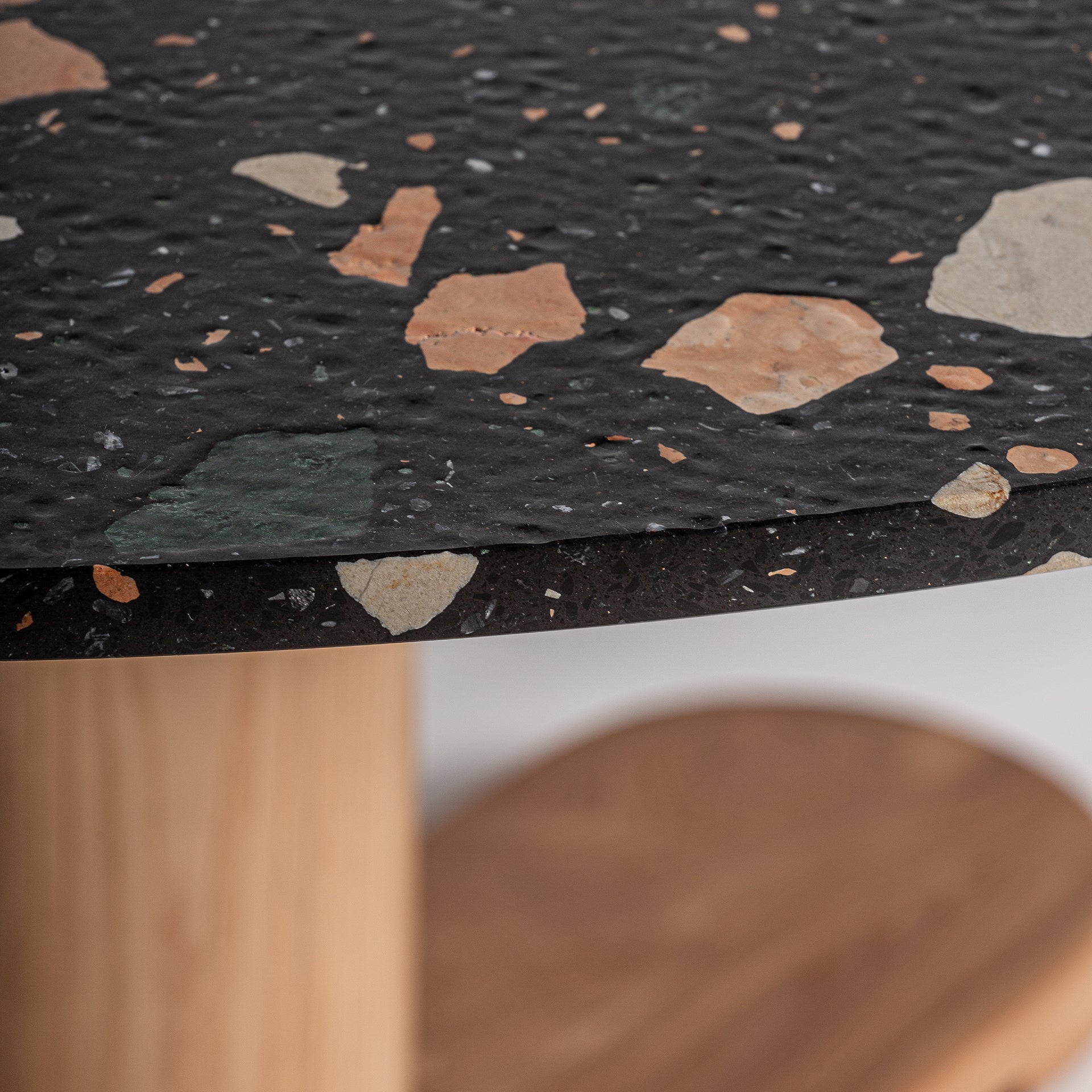 BUDHIR DINING TABLE
